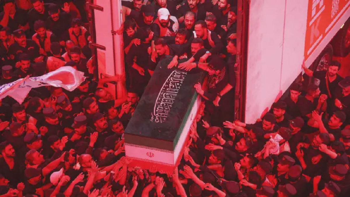 Jutaan Pelayat Padati Karbala untuk Pemakaman Ali Khamenei