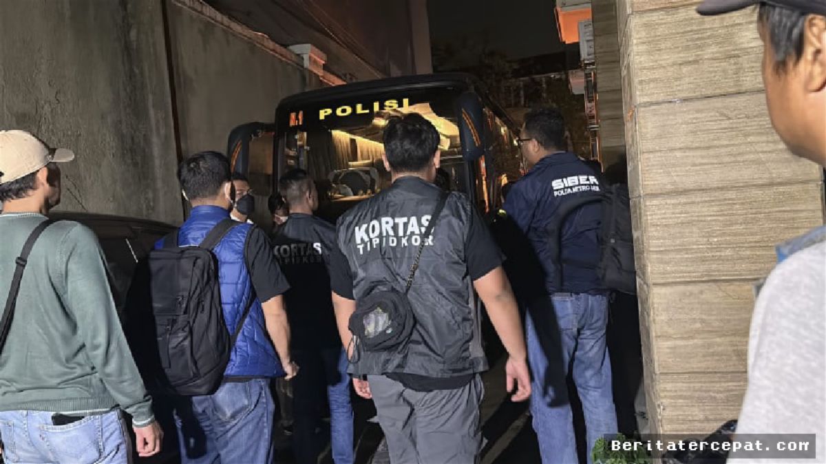 Kortastipidkor Polri Kembali Geledah Ruko Jalan Asem Cipete