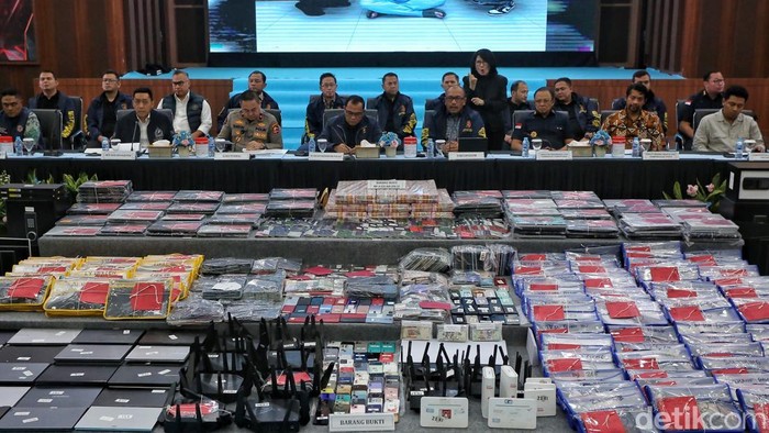 Polri Bongkar Sindikat Judi Online di Hayam Wuruk Tower, Kantongi Untung Rp 1,69 Triliun