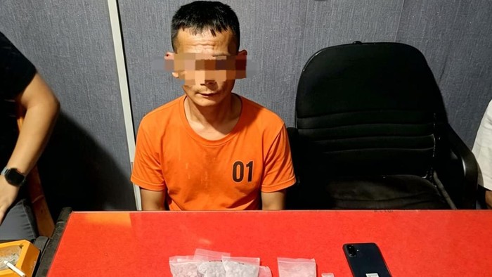 Polres Inhil Tangkap Pengedar Narkoba di Rumah Makan, Ribuan Ekstasi Disita