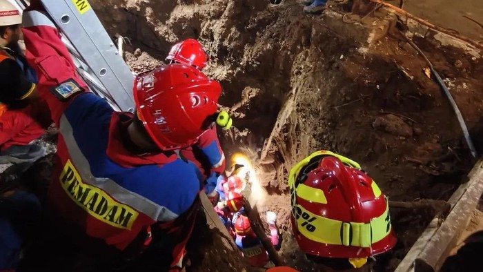 Kronologi Bocah 4 Tahun Terjebak 4 Jam di Lubang Sedalam 3,7 Meter di Tebet, Meninggal Setelah Evakuasi