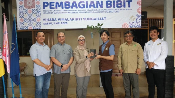 Politisi Gerindra Dorong Ketahanan Pangan di Babel, Salurkan 5.000 Bibit Tanaman ke Warga Sungailiat