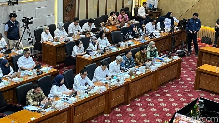 Menkes Pastikan Dokter Magang Kini Miliki Jaminan BPJS Kesehatan dan Ketenagakerjaan