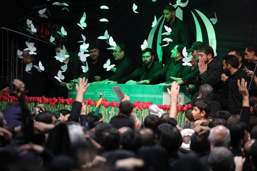 Hadiri Pemakaman Khamenei, Petinggi Rusia Bilang Iran Akan Menang Atas AS