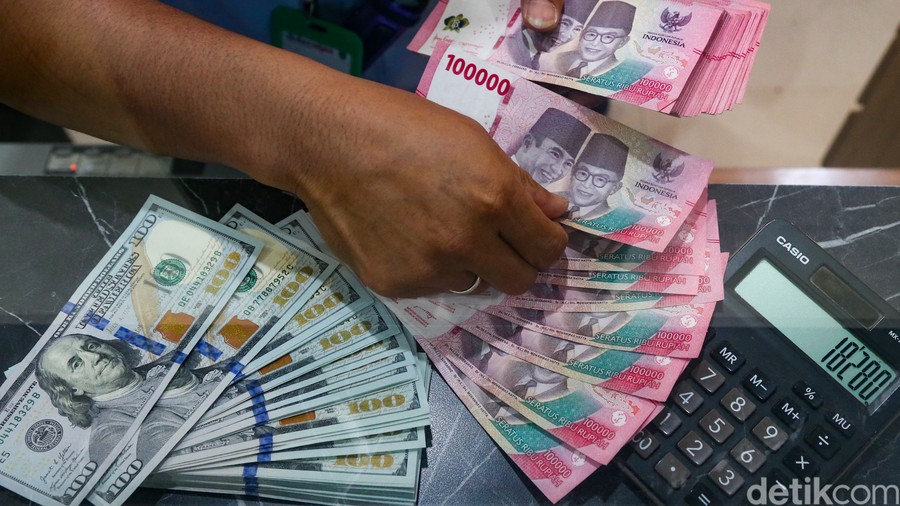 Rupiah Hadapi Tekanan, BI Klaim Masih Lebih Tangguh dari Mata Uang Rusia dan Thailand