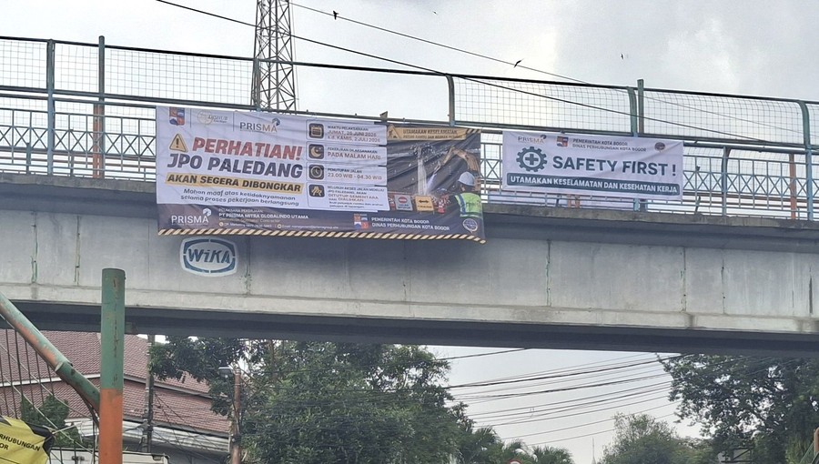JPO Stasiun Bogor Dibongkar Mulai Dini Hari Nanti, Akses Jalan Sekitar Ditutup Total