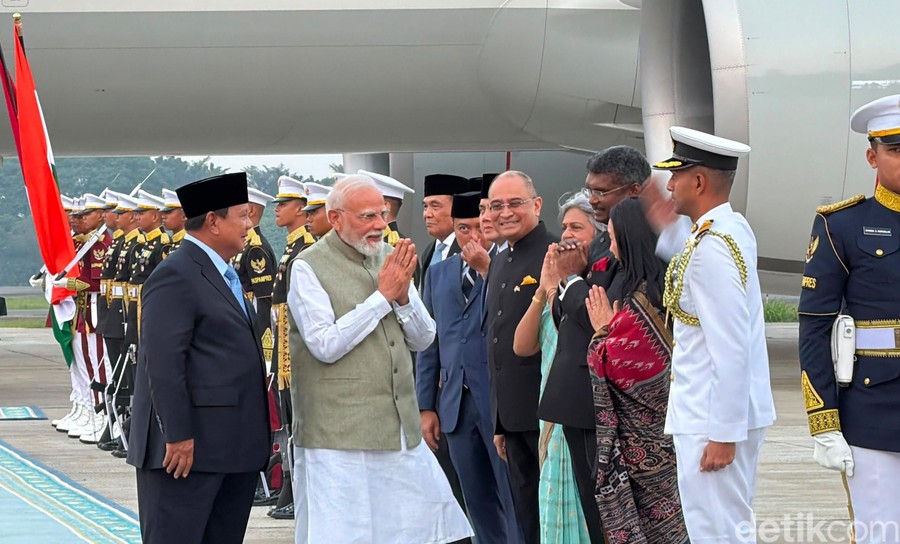 Presiden Prabowo Sambut PM India Narendra Modi di Halim Usai Lepas PM Singapura
