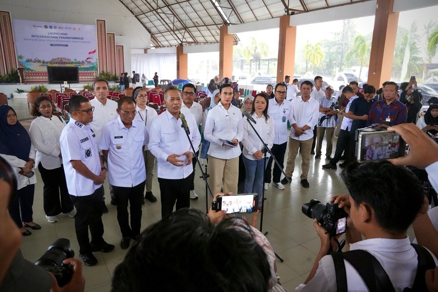 Kemenkop dan Kemenpar Luncurkan Program Transformasi Pokdarwis Menjadi Koperasi di Belitung
