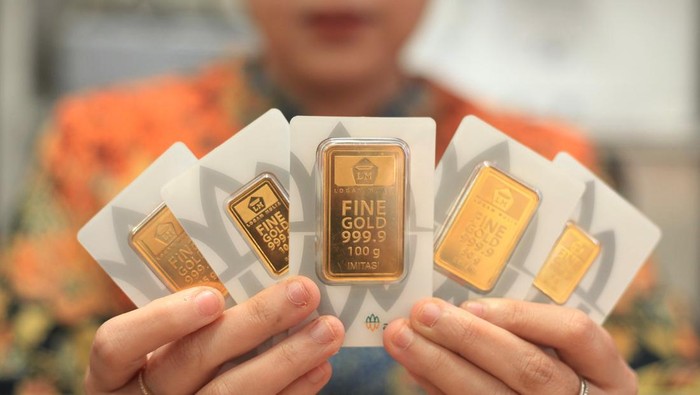 Harga Emas Turun dalam Sepekan, Buyback Anjlok Sedalam Ini