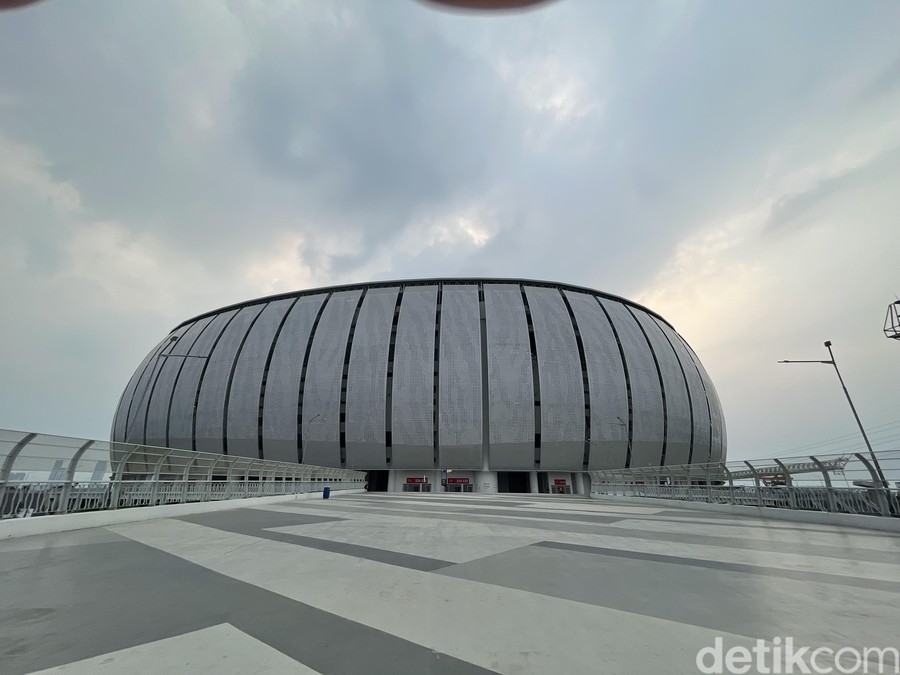 Stasiun KRL JIS Resmi Beroperasi, Akses Menuju Stadion Kian Mudah