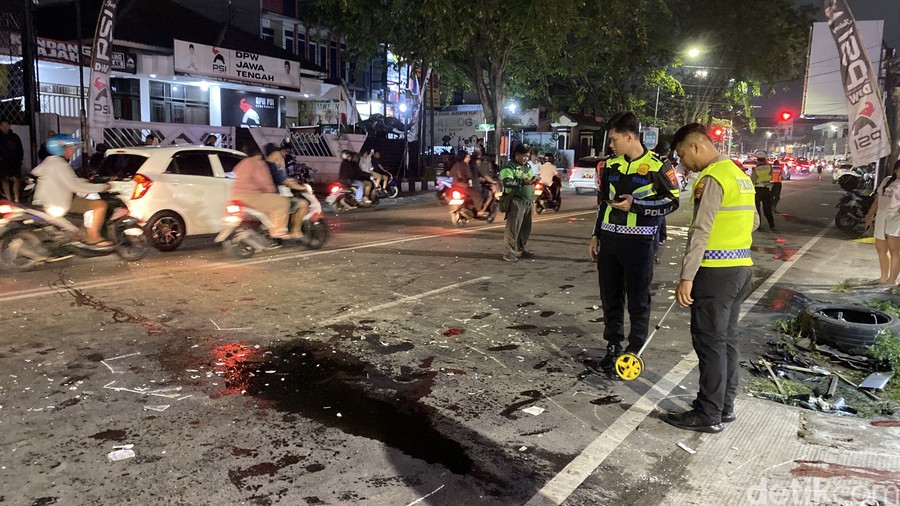 detik Tabrakan Beruntun di Semarang hingga Pengemudi Hyundai Kabur