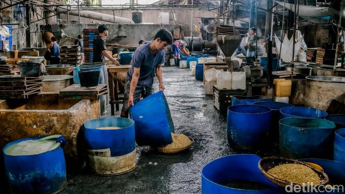 Bunga Kredit Ultra Mikro Dipangkas ke 8%, Target Berlaku Maksimal 17 Agustus