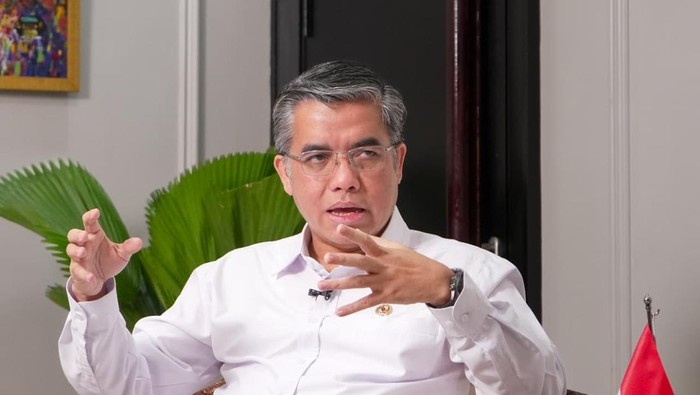 Kemnaker Buka Peluang Tinjau Ulang Regulasi Alih Daya Usai Desakan Penasihat Presiden