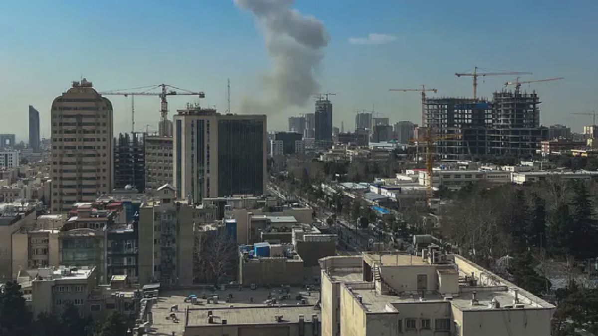 Israel Serang Iran, Dua Ledakan Guncang Teheran Pagi Ini