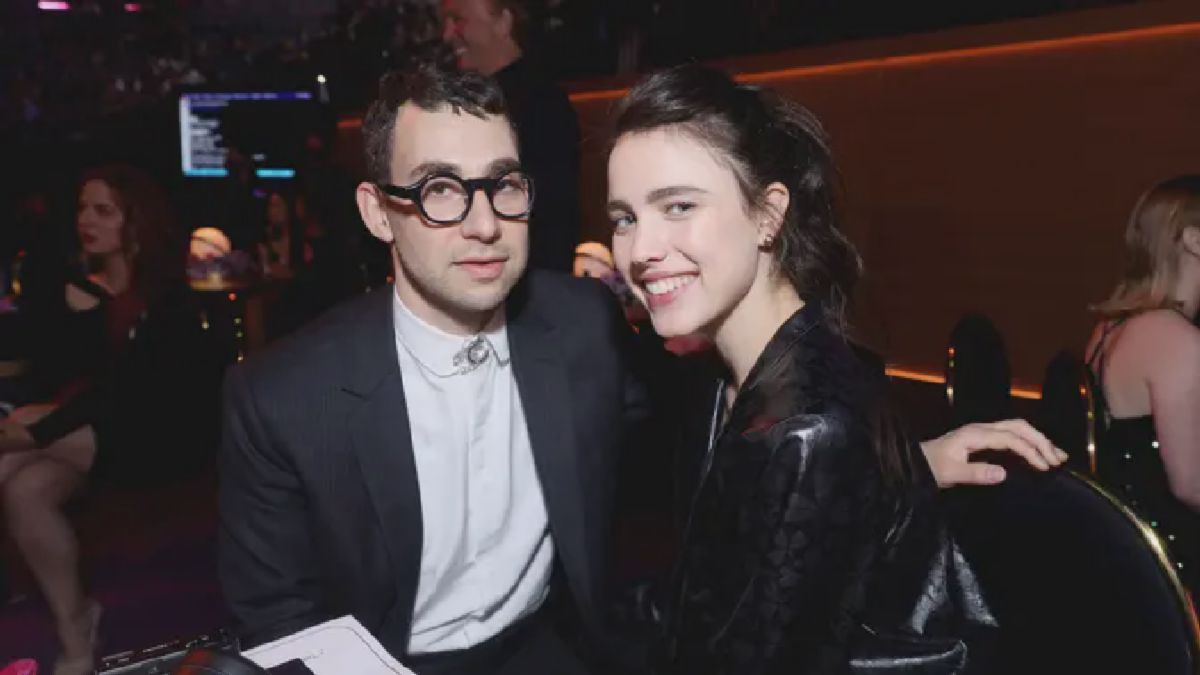 Jack Antonoff dan Margaret Qualley Bintangi Teater Jiwa Ratna Riantiarno