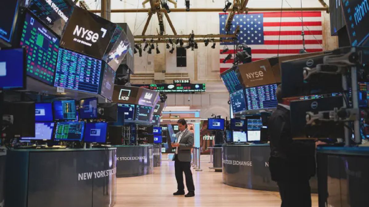 Wall Street Melonjak Usai Data Inflasi AS Melambat Tajam