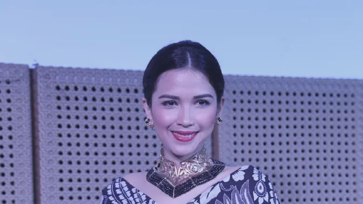 Jakarta — Dinda Kanya Dewi Kaget Ditawari Peran Nyai Ontosoroh
