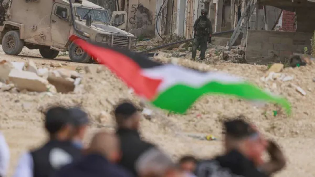 Blokade Israel di Kamp Nur Shams Memicu Unjuk Rasa Warga Palestina