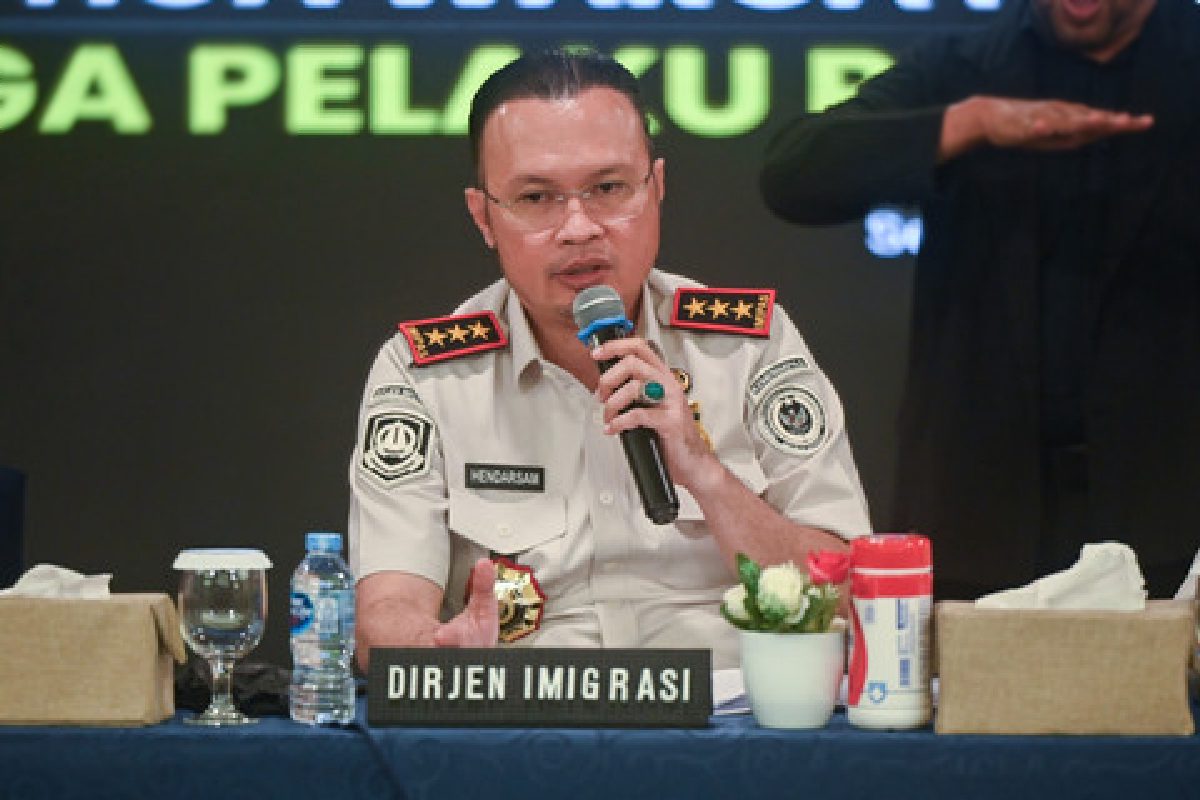 Pintu Keluar Negeri Terbuka untuk Tersangka Korupsi Eks Jampidsus Febrie