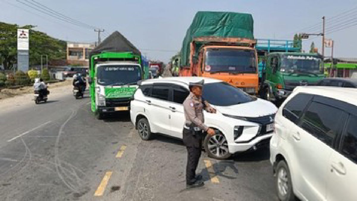Kecelakaan Maut Pantura Indramayu: 10 Korban Tewas Teridentifikasi
