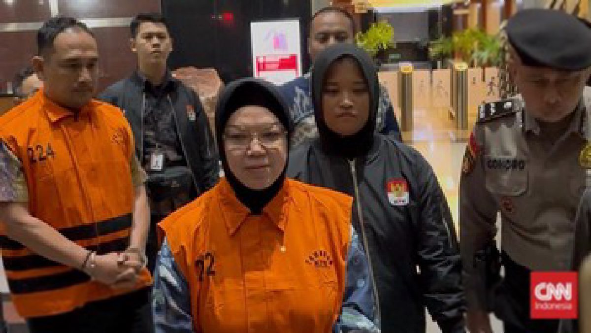 Operasi Senyap KPK: Bupati Sukoharjo Etik Suryani Diborgol