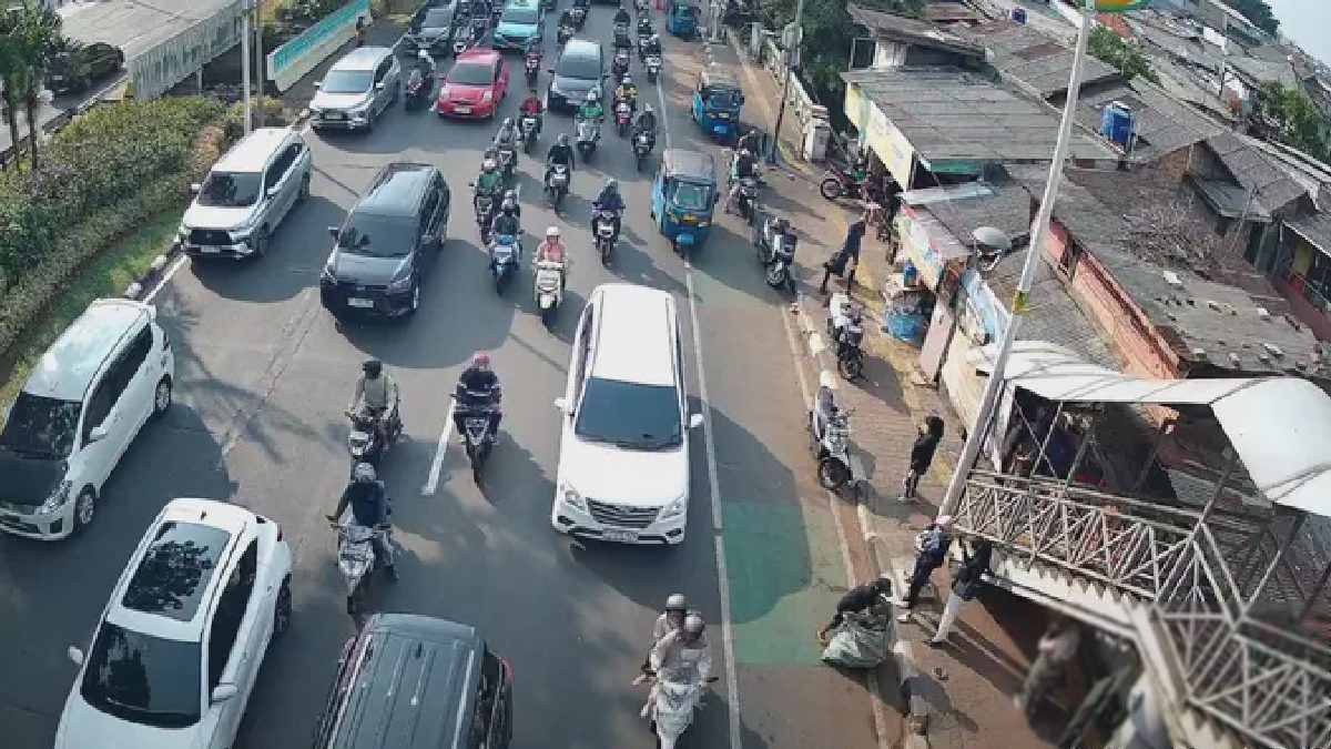 Hari Pertama Sekolah, Kemacetan Parah Landa Ibu Kota