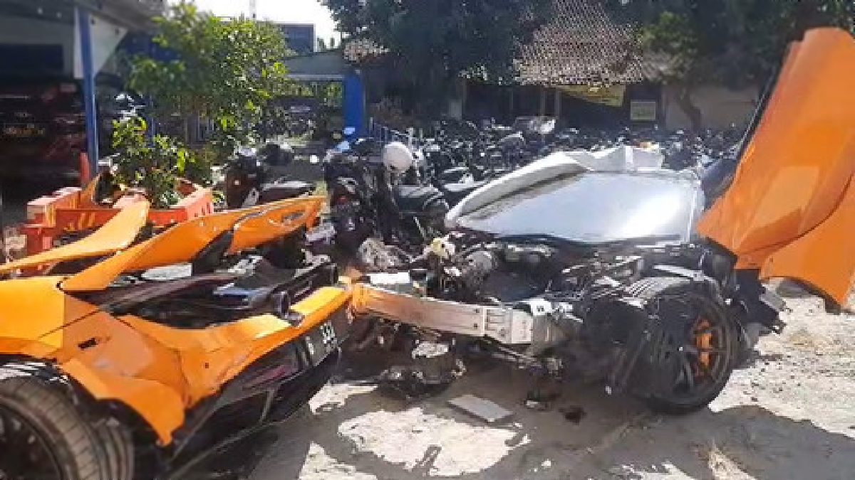 Fisika di Balik Kecelakaan McLaren, Peringatan BYD, dan Mobil Bekas Rp100 Juta