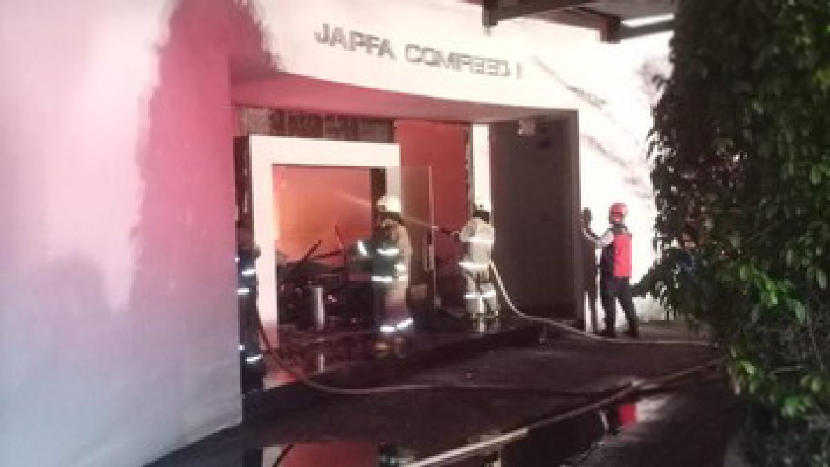 Kantor Agrifood Cengkareng Terbakar, 5 Jam Damkar Padamkan Api