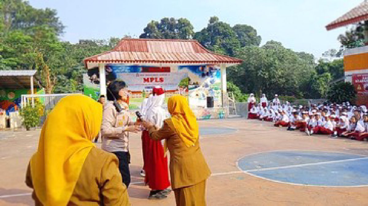 Geger Ancaman Bom di SDN Jaksel, Tangis Siswa Pecah Saat MPLS Dihentikan