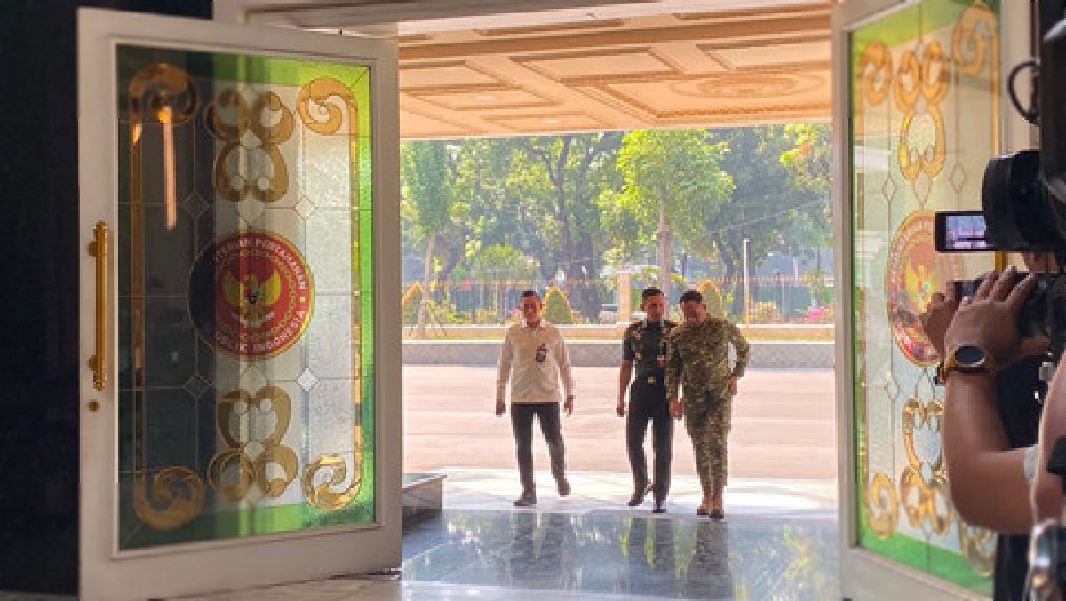 Panglima TNI dan Jaksa Agung Hadiri Rapat Satgas PKH Kemhan