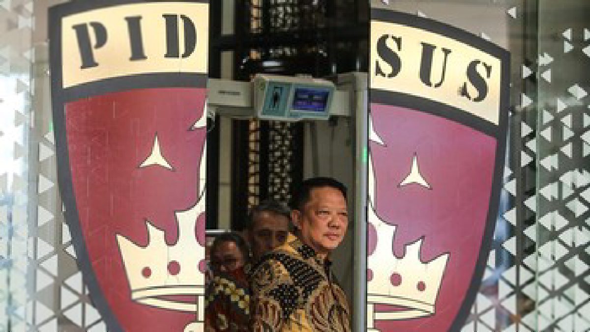 Kejagung: Eks Jampidsus Febrie Adriansyah Tak Umrah, Masih di Indonesia