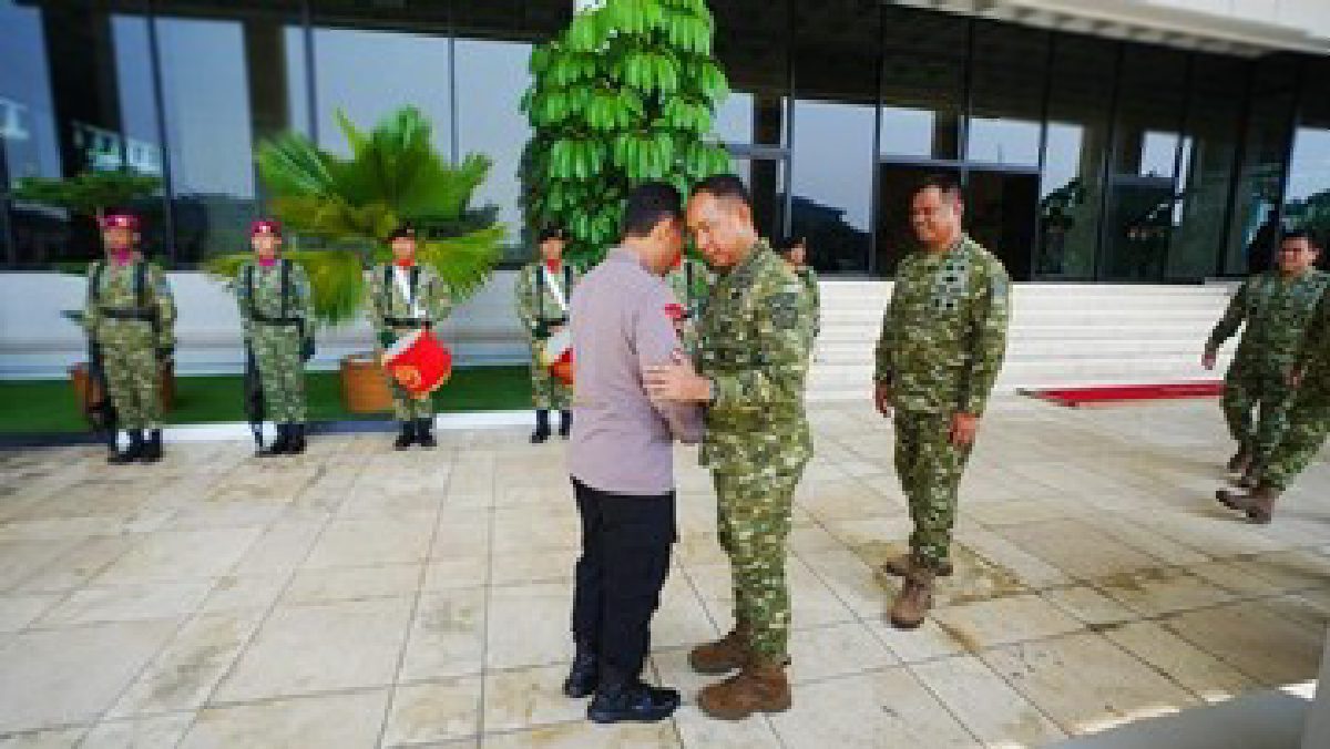 Kapolri Kunjungi Mabes TNI Cilangkap, Perkuat Soliditas Antarlembaga