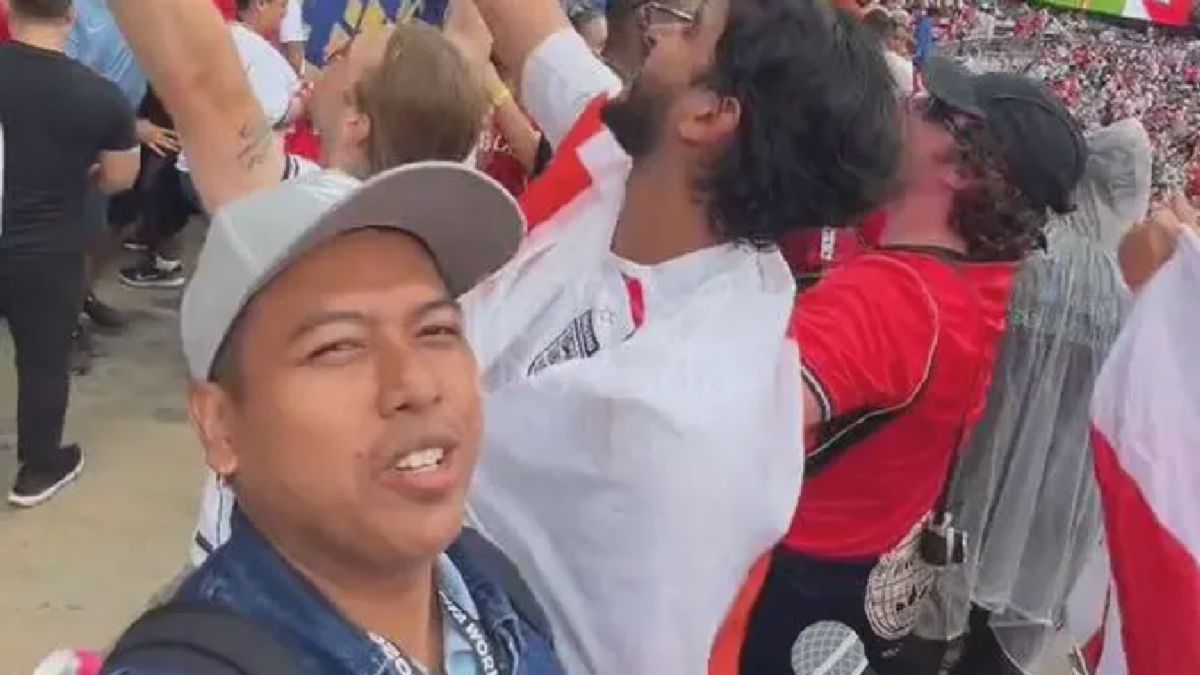 Philadelphia — Suporter Inggris Kompak Nyanyikan 'Wonderwall' di Stadion