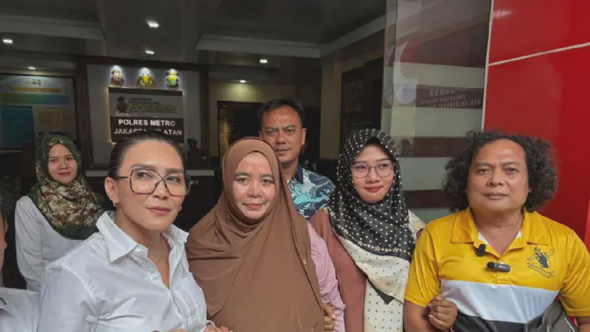 Rieke dan Deolipa Bela Mantan ART, Vicky Prasetyo Diperiksa Hukum